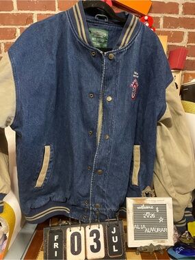 DENIM COLLECTION vtg 

100% COTTON